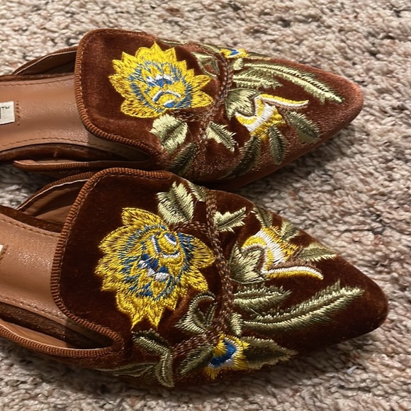 Cape Robbin mules - size 6 - Picture 3 of 3